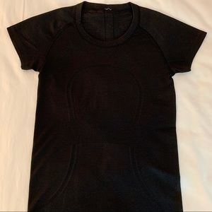 Black Lululemon Swiftly Tech Short Sleeve